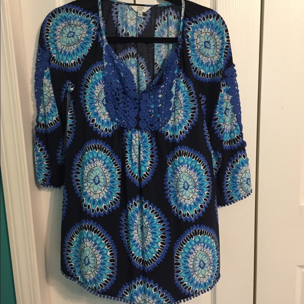 Crown and Ivy peasant top